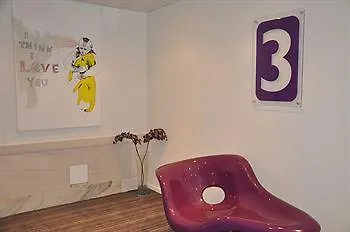Basic Hotel 2*